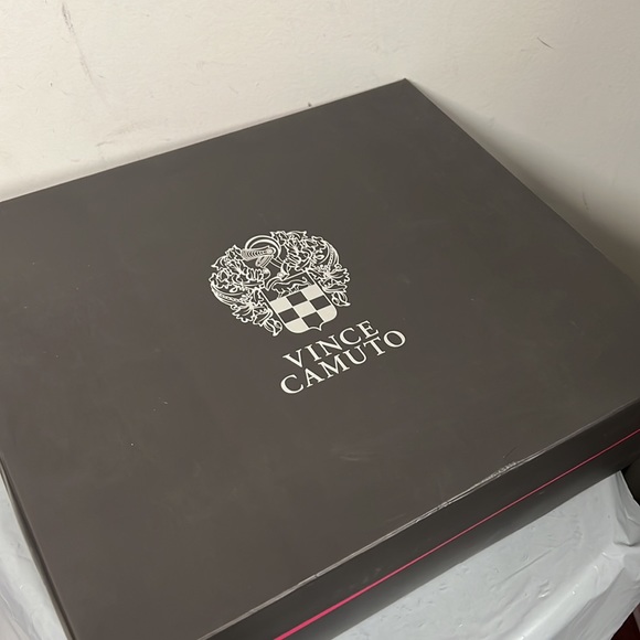 NIB Vince Camuto Women’s Wadelyn Leather Round Toe Mid-Calf Boot, Red - 6.5 - Picture 13 of 13